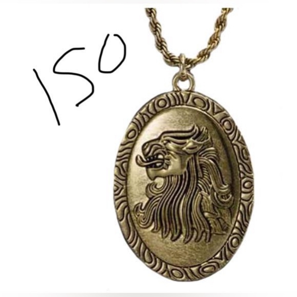 ISO Noble Collection HBO Game of Thrones Cersei Pendant
